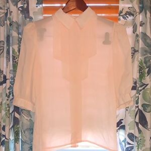 Elegant Women's Cream Blouse